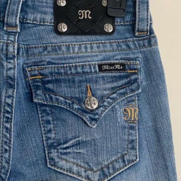 Miss me Mid-Rise Boot cut Jeans - Picture 12 of 12